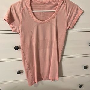 Lululemon swiftly tech